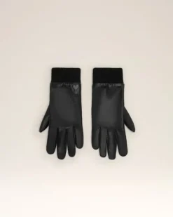 Ami Paris Ami de Coeur Leather Patch Gloves BLACK Clearance